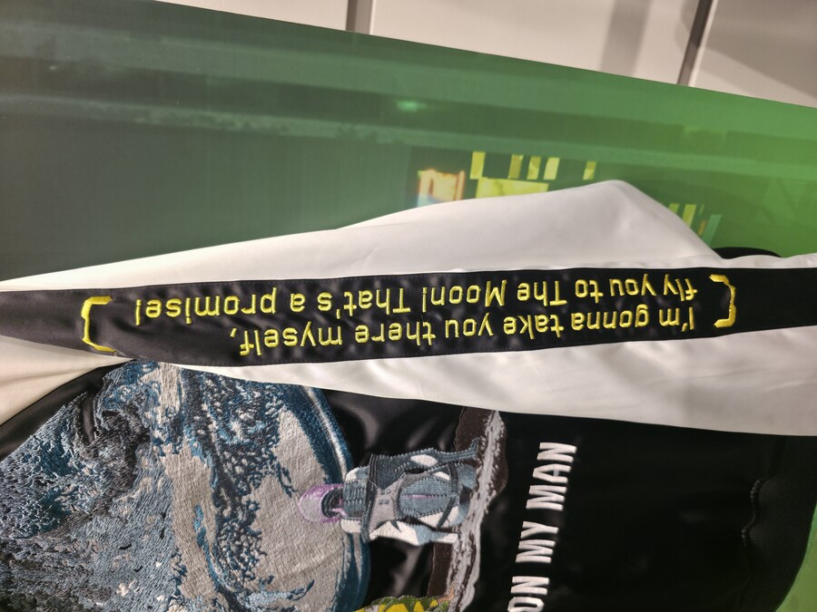 엣지러너)뒤에서 보는 사람 데미지 먹이는 스카잔_3.jpg
