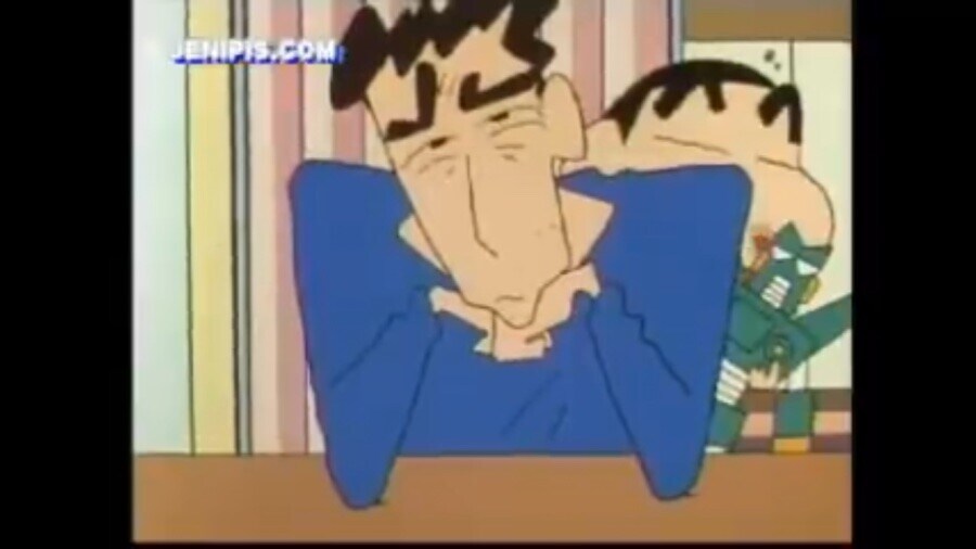 짱구)다시보면 19금 안붙은게 이상한 에피소드_1.jpg