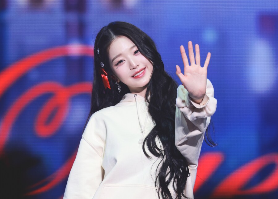 IVE 장원영_11.jpg