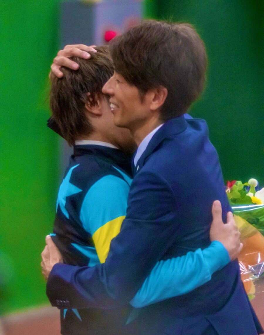 경마) 어제 기수 은퇴한 와다 류지의 조카._3.jpg