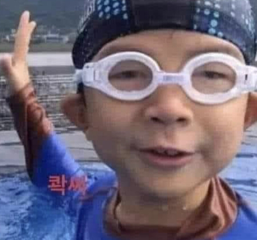 아 오늘 새벽도 또 작업할거라고_1.jpg