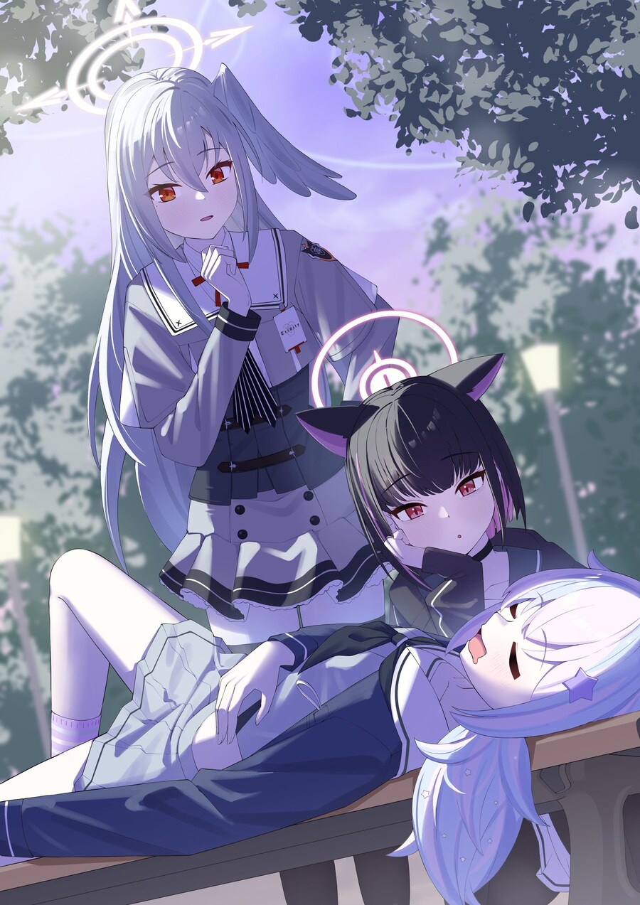블루아카) 레이사를 발견한 둘_1.jpg