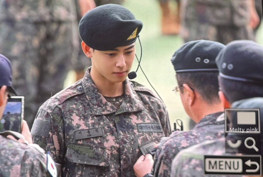 차은우 군대에서 베레모 씌우면 안되는 이유.JPG_4.jpg
