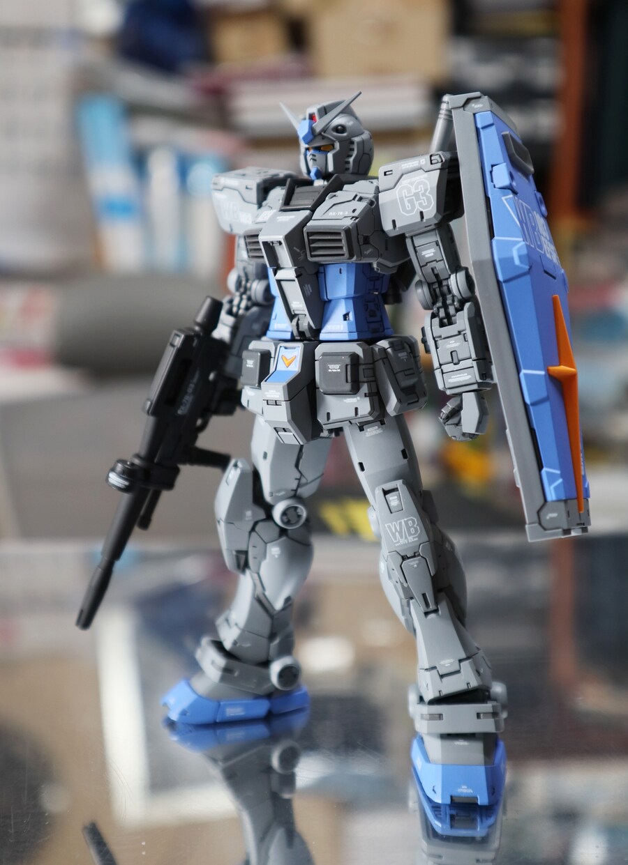 반다이 RG 1/144 퍼스트2.0 G3 도색완성._2.jpg