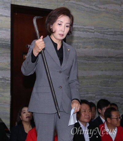 [이충재의 인사이트] 나경원 '빠루사건' 1심을 주목하는 이유_1.jpg