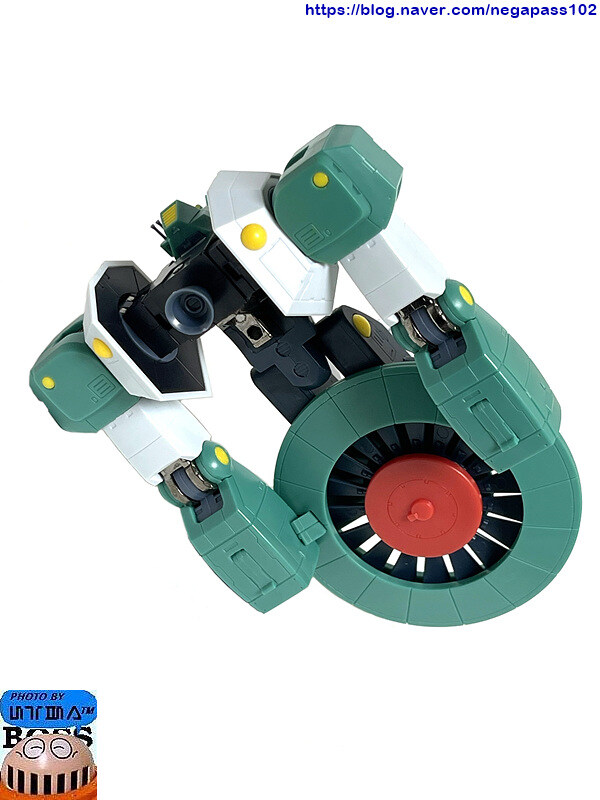 하이메탈R '워커 개리어'_8.jpg