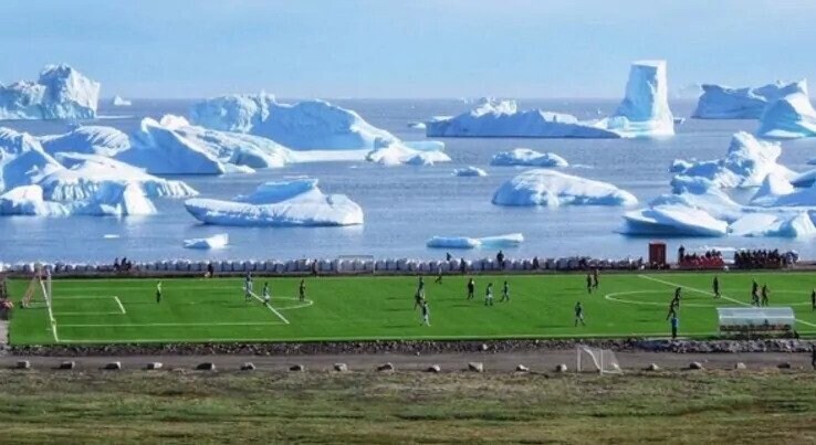 인조 잔디 축구장이 2015년에야 생긴 나라_1.jpg