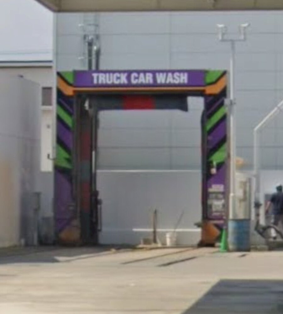 에반게리온)세차장에 간 신지 군.jpg_1.jpg