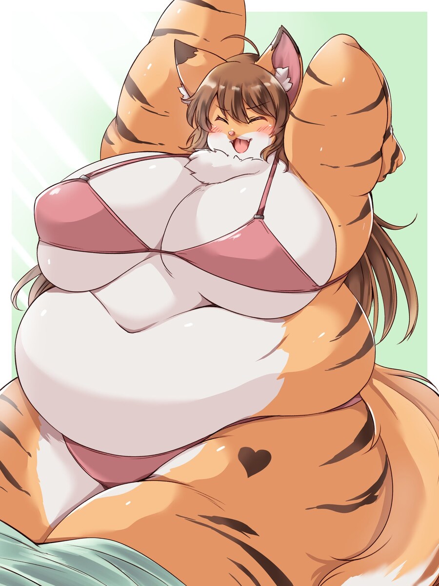 조금 통통한 애굣살이 매력인 호랑이_12.jpg