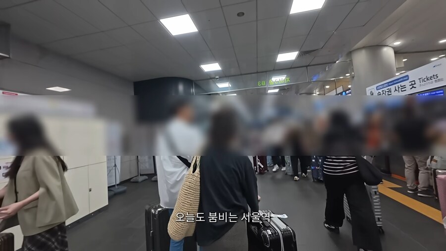 유튜브) 외국인만 보이면 무작정 말을 거는 유튜버_1.png