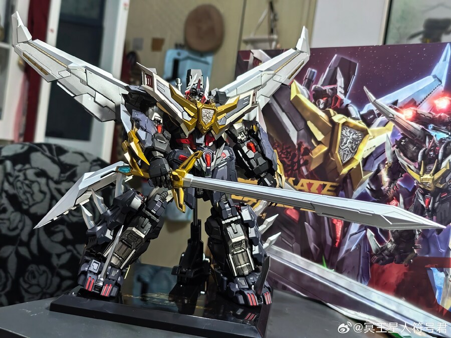 [CCS토이즈] 얼티밋 단쿠가 디테일 리뷰 및 실제품 포징_28.jpg