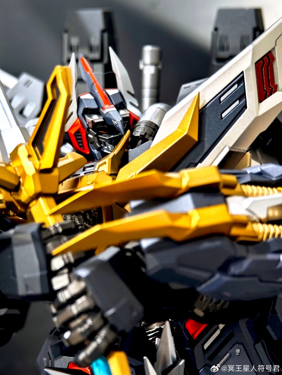 [CCS토이즈] 얼티밋 단쿠가 디테일 리뷰 및 실제품 포징_30.jpg