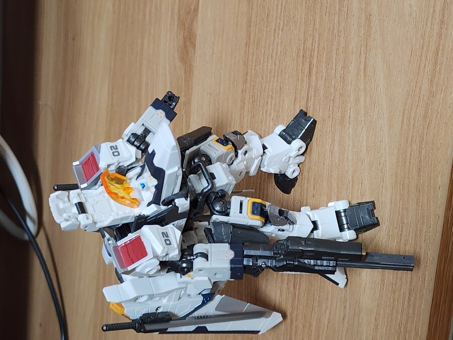 택티컬무버) 스톰 세이버즈_8.jpg