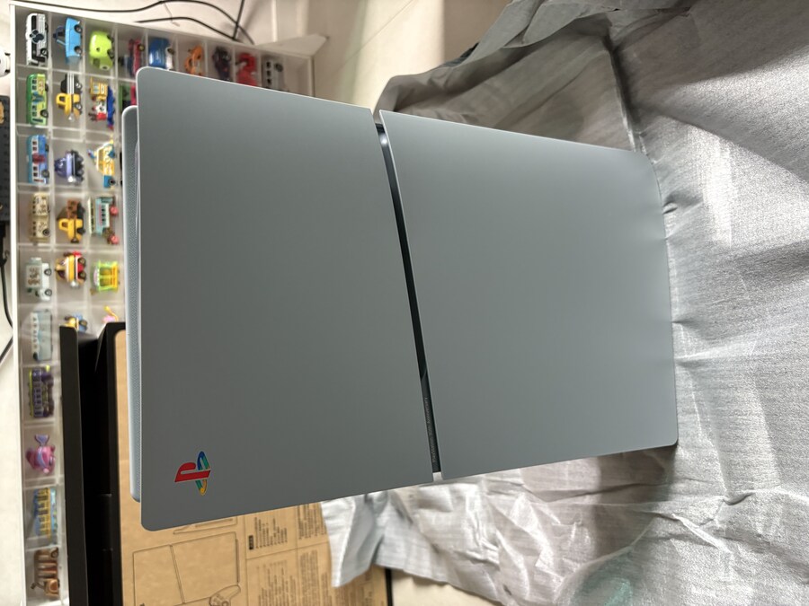 플레이스테이션 30주년 콘솔 언박싱_45.jpg