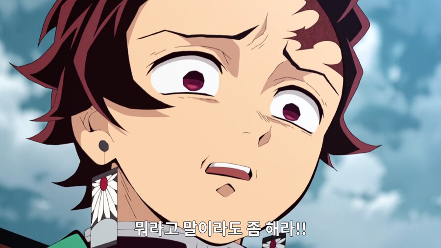 귀칼) 무한열차 무한성만 봤을땐 젠이츠 멋있어졌네 했었는데_21.png