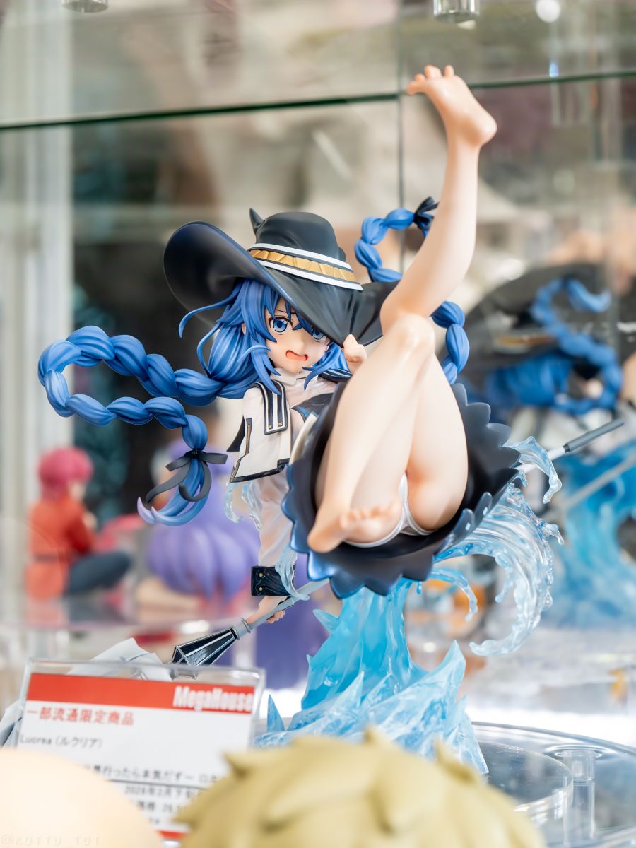 [메가 하우스] Lucrea 무직전생 - 록시 전시 사진_1.jpg