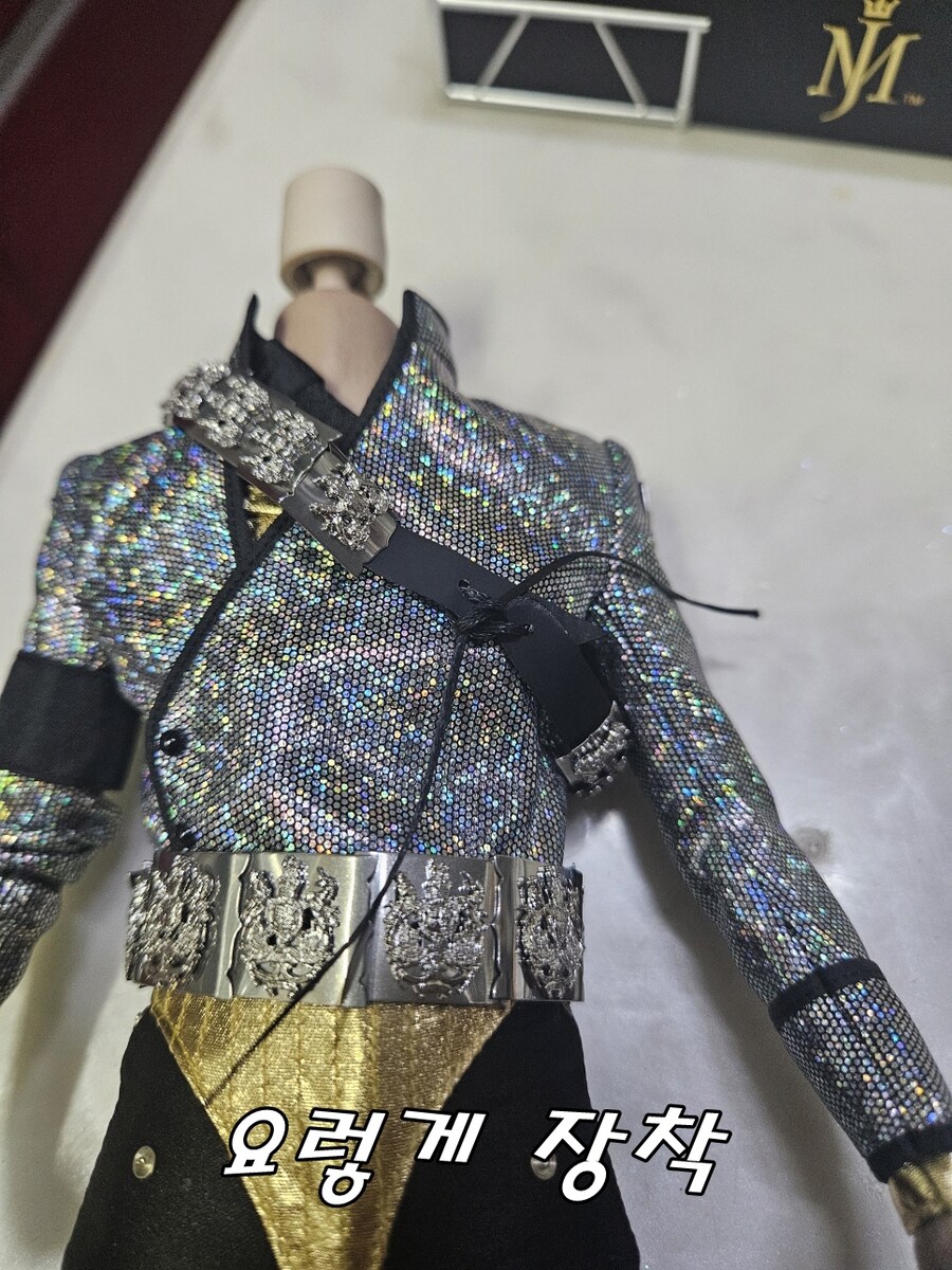 [인아트] 1/6 마이클 잭슨 피규어 리뷰_34.jpg