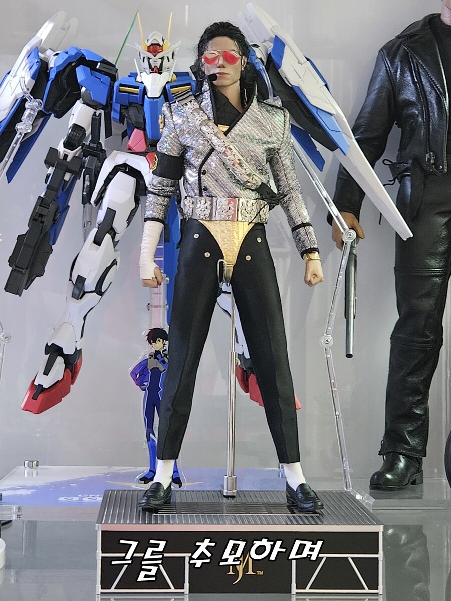 [인아트] 1/6 마이클 잭슨 피규어 리뷰_53.jpg