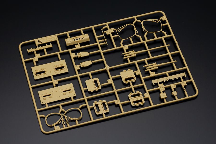 [아카데미 과학] 1/35 독일 3호전차 N형 아프리카 군단 런너 사진_22.png