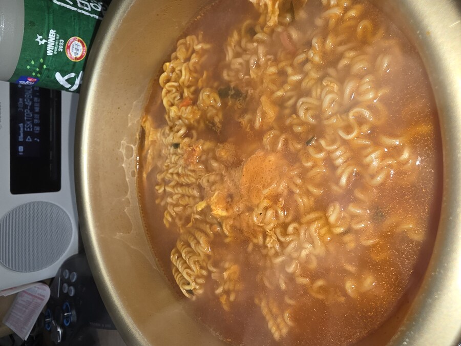 라면은 역시 두개당 계란 세개 정배_1.jpg