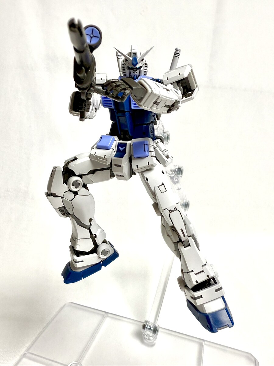 [RG] 퍼스트 건담 2.0 건담베이스 컬러_2.jpg