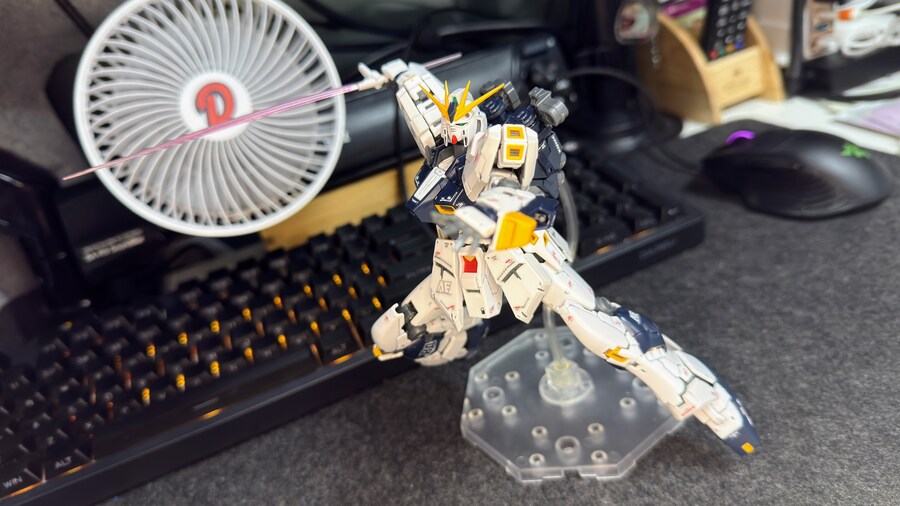 RG 뉴 건담 (더블 핀 판넬)_8.jpg