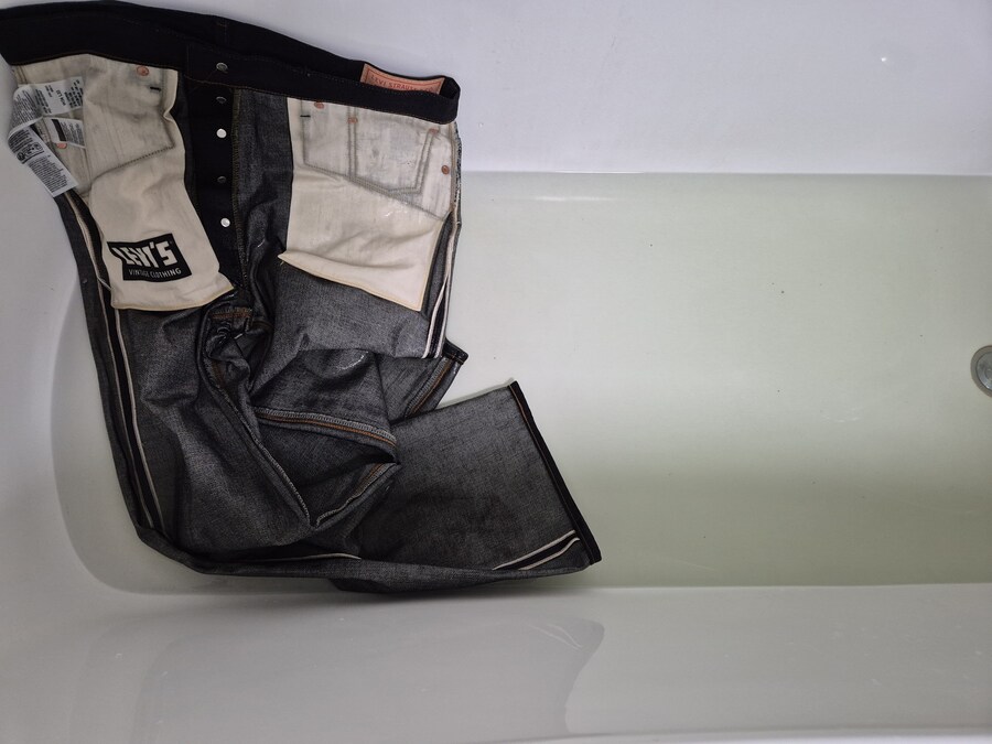 리바이스 LVC 1955 501리지드 & 브론슨 헨리넥_9.jpg