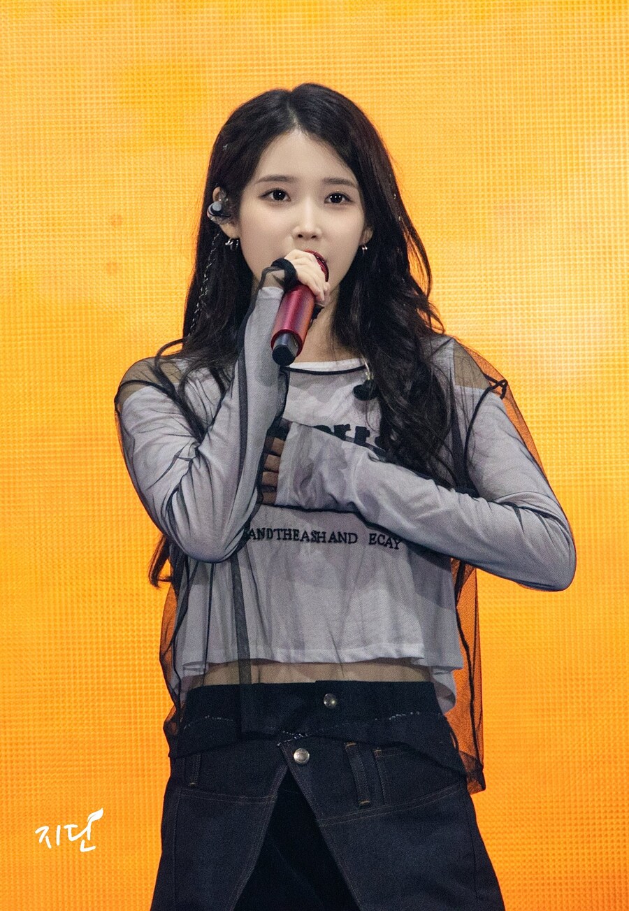 2025.09.13 아이유 FAN MEET-UP(지딘)_12.jpg