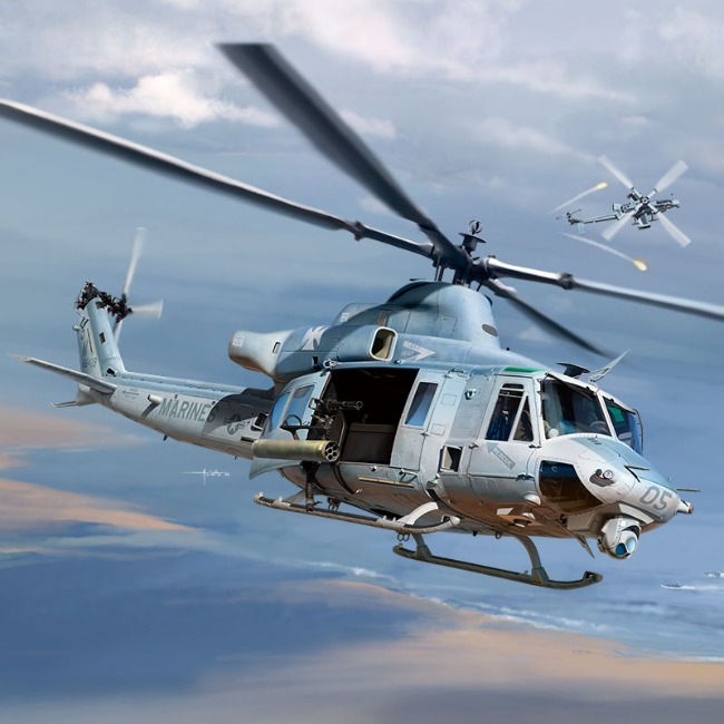 [아카데미 과학] 1/35 미해병대 UH-1Y 베놈_2.jpg