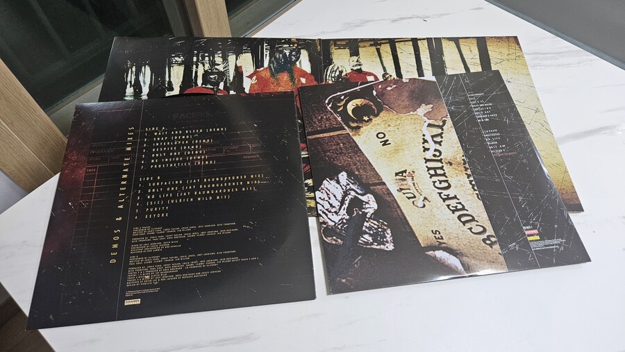 Slipnot 슬립낫 25주년 기념 LP_4.jpg