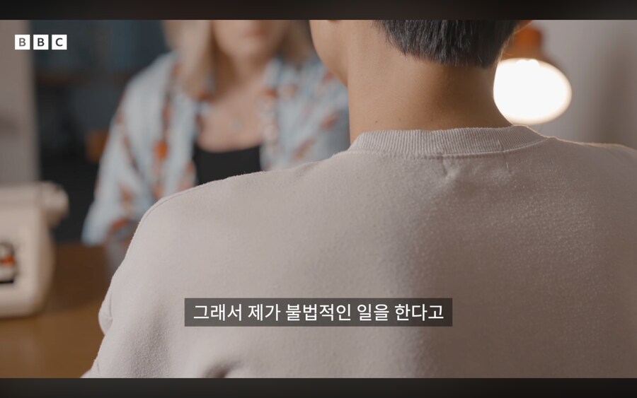 ??? : 어쨌든 비자 제대로 안받은 한국 애들 잘못도 있지 않음?_9.png