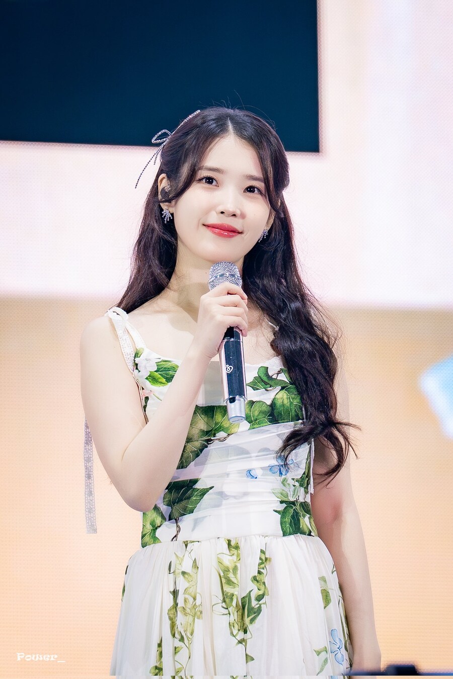 2025.09.14 아이유 FAN MEET-UP(Power_IU)_35.jpg
