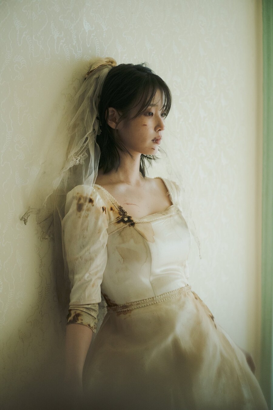 [IU] Love wins all❤️ 1억뷰 공식 축전 원본 사진_1.jpg