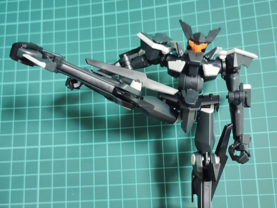 HG 1/144 GN 플래그 비교 사진 (추가)_9.jpg