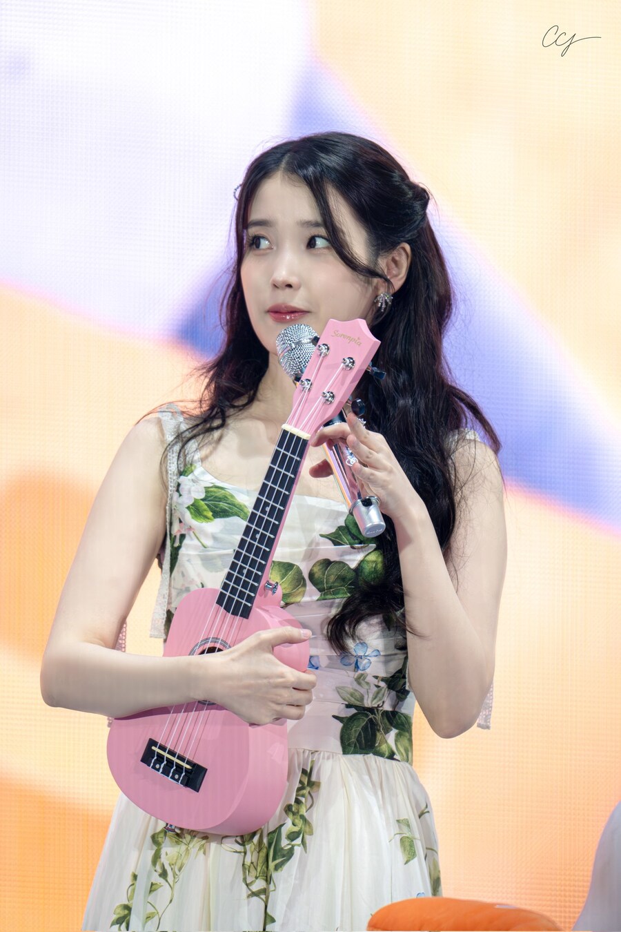 2025.09.14 아이유 FAN MEET-UP(UAENAGRAPHY)_12.jpg