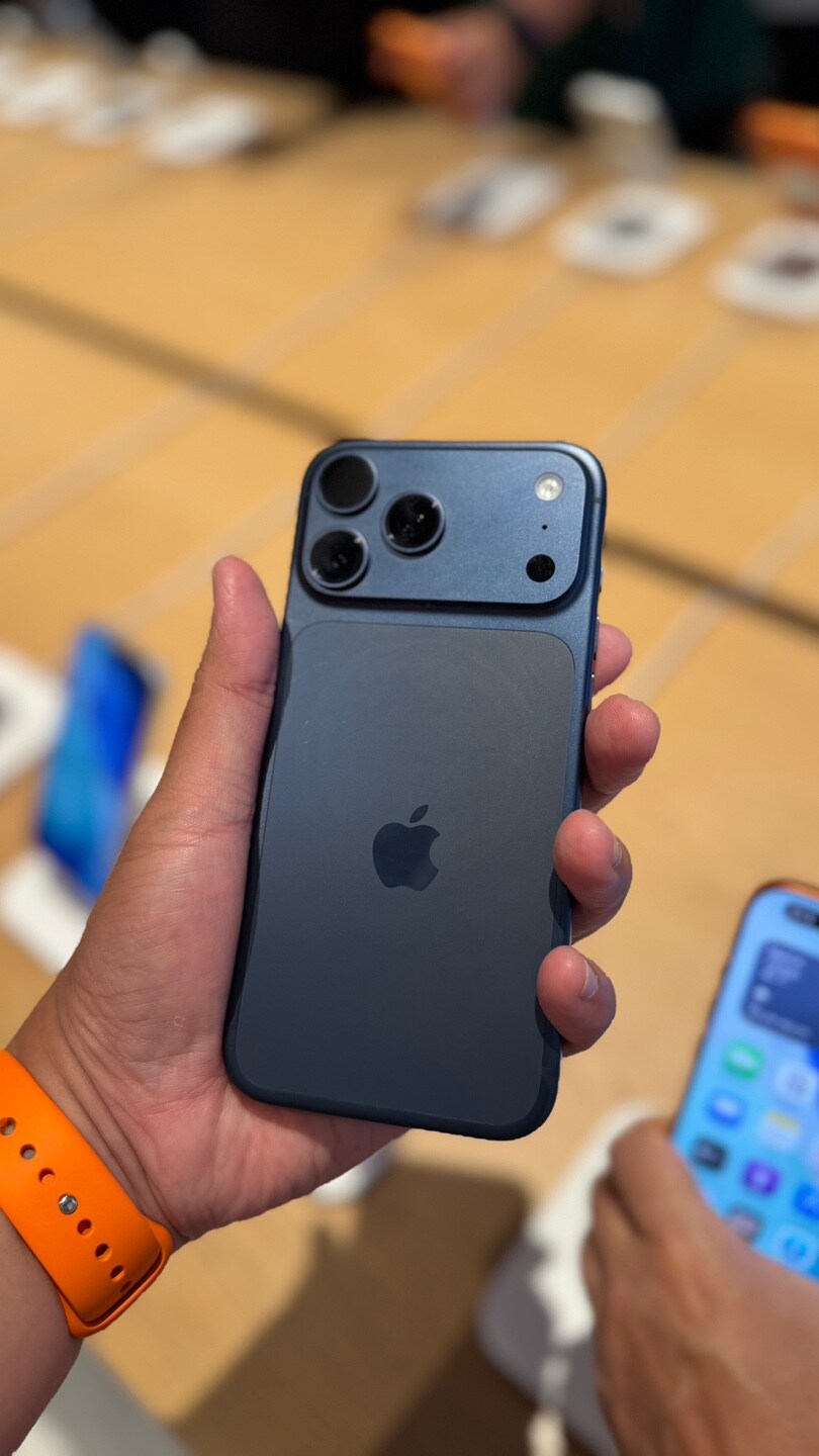 하남에 아이폰 구경갔다가 아이폰 17프로 들고온 영포티_4.jpg