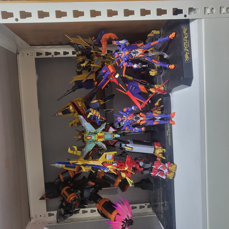 (그리드맨) 다이나제논 하나 더 사고 싶다_1.jpg