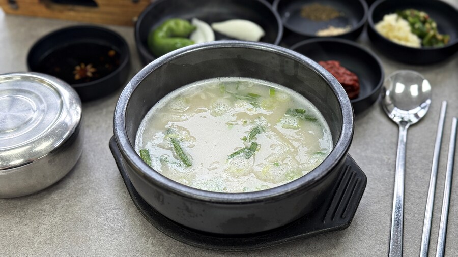밖에서 밥 먹습니다 - 울산 북구, 100번순대돼지국밥_8.jpg