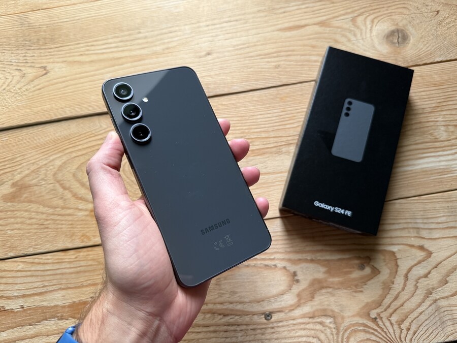 갤럭시 S24 FE One UI 8 업그레이드_1.jpg