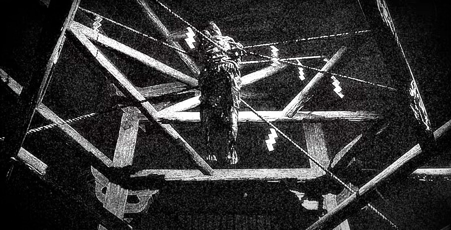 프로모션 영상 원작과 비교 스샷_45.png