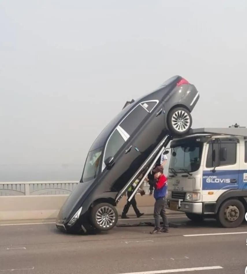 여러가지 자동차들 사진_29.jpg