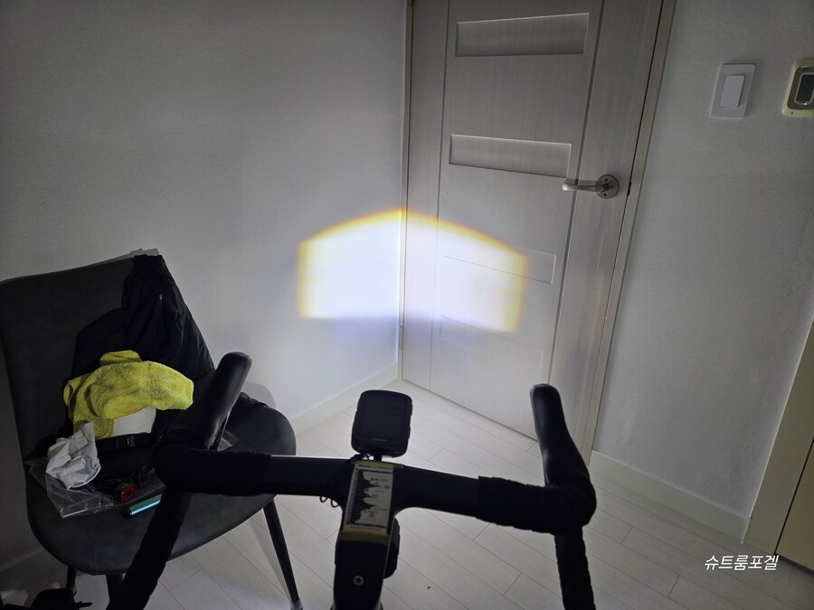 쓸만한 전조등 하나 구했어요_5.jpg