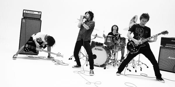 ONE OK ROCK - 完全感覚Dreamer_1.jpg