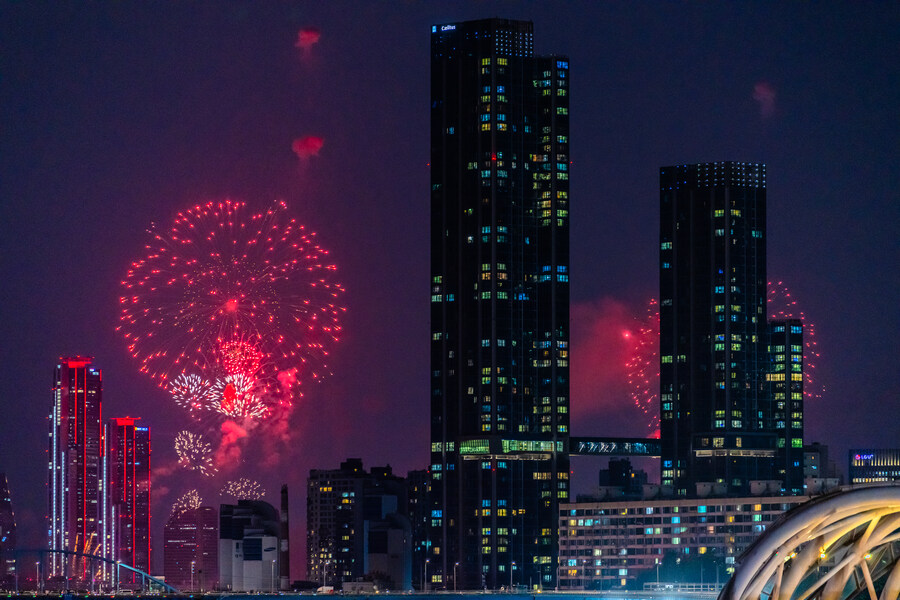 [스압] 하루 늦었지만 반포대교에서 바라본 여의도 불꽃 축제_14.jpg