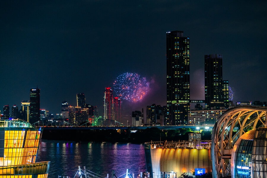 [스압] 하루 늦었지만 반포대교에서 바라본 여의도 불꽃 축제_29.jpg