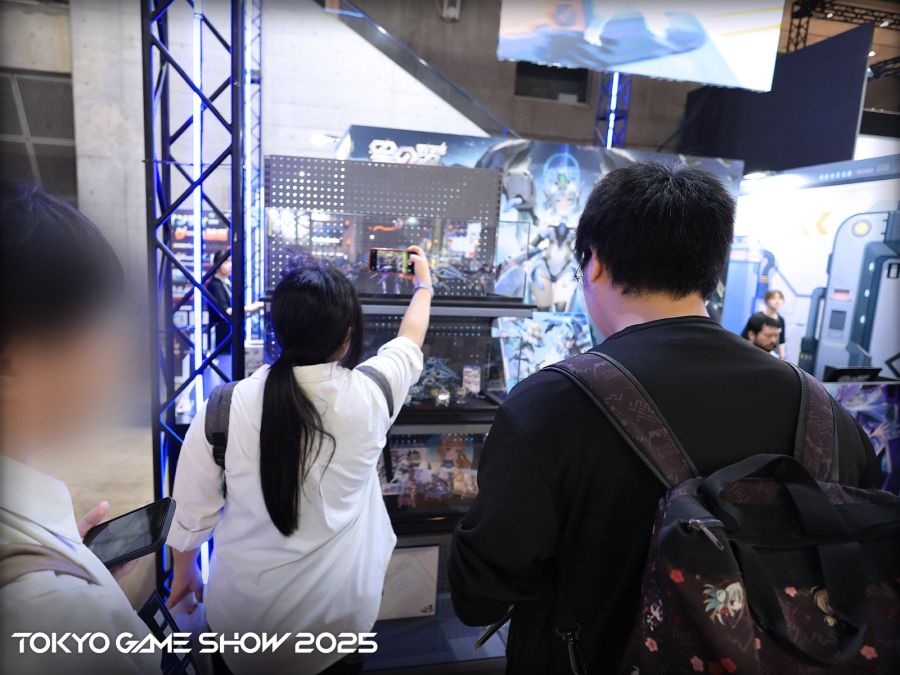 [Animester] 1/12 트레일 블레이저 · 스카이 세이버 원형 전시 사진_2.jpg