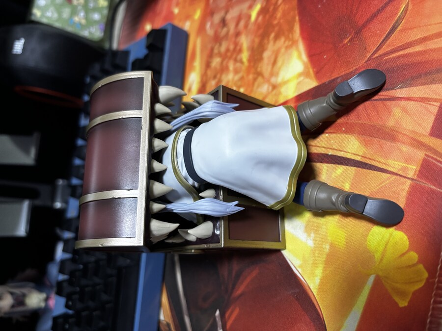 프리렌) 미믹에 먹히고있을때 프리렌의 표정_4.jpg