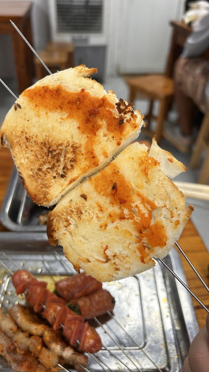 상하이 주택가 한가운데의 쌩로컬 꼬치구이_45.jpg