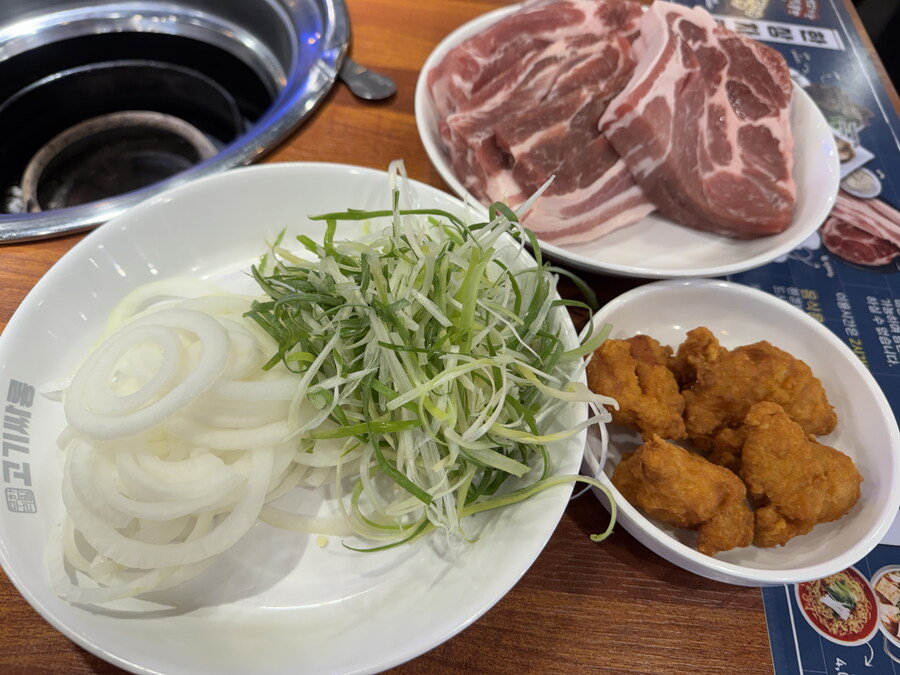 무한리필 고기싸롱~~~_3.jpg