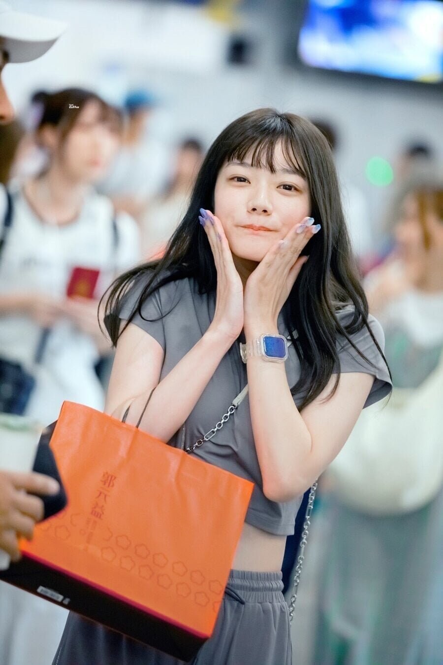 일본 배우들 공항사진.jpg_3.jpg